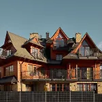 아파트 Karpielowka Jacuzzi & Mountain View By Downtown 코스실리스코